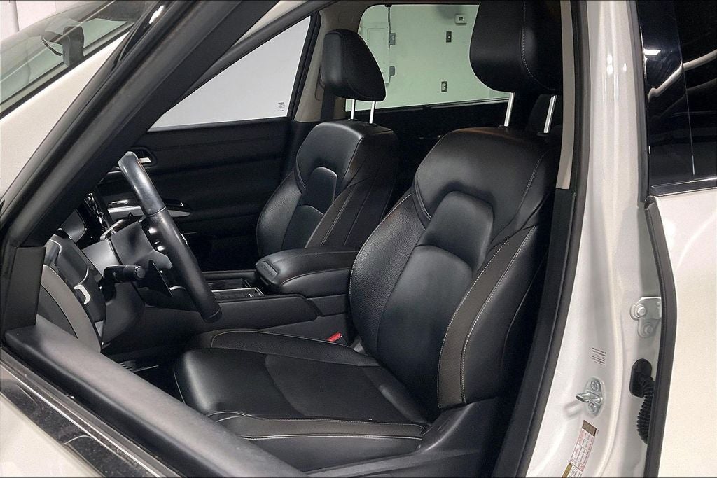 2022 Nissan Pathfinder SL 2WD