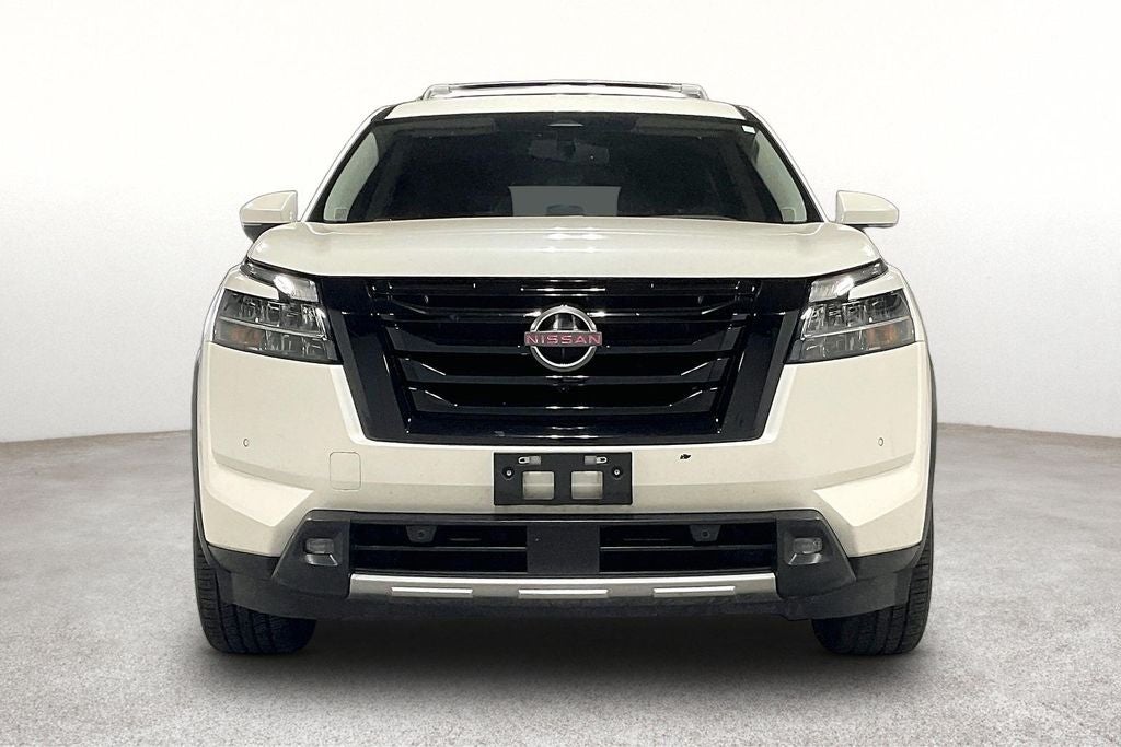 2022 Nissan Pathfinder SL 2WD