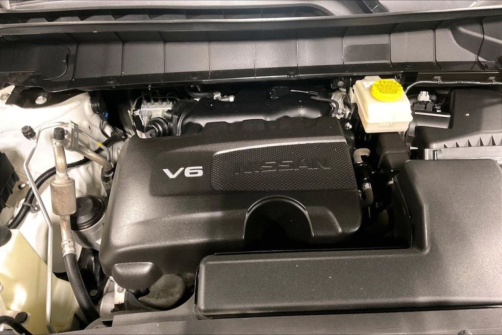 2022 Nissan Pathfinder SL 2WD
