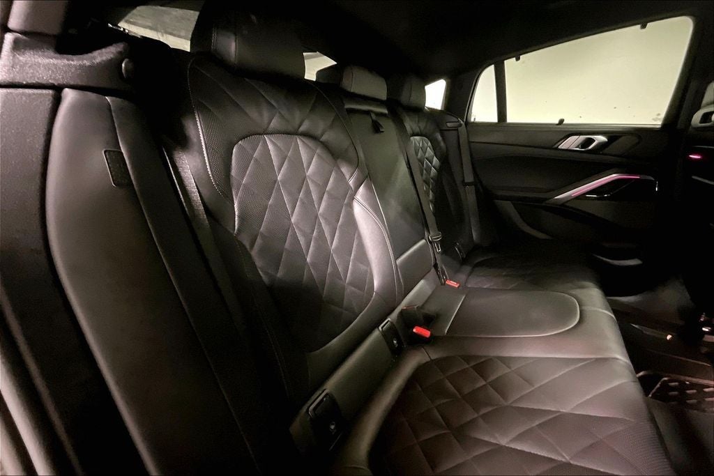 2025 BMW X6 M60i