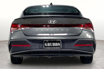 2025 Hyundai Elantra SEL Sport