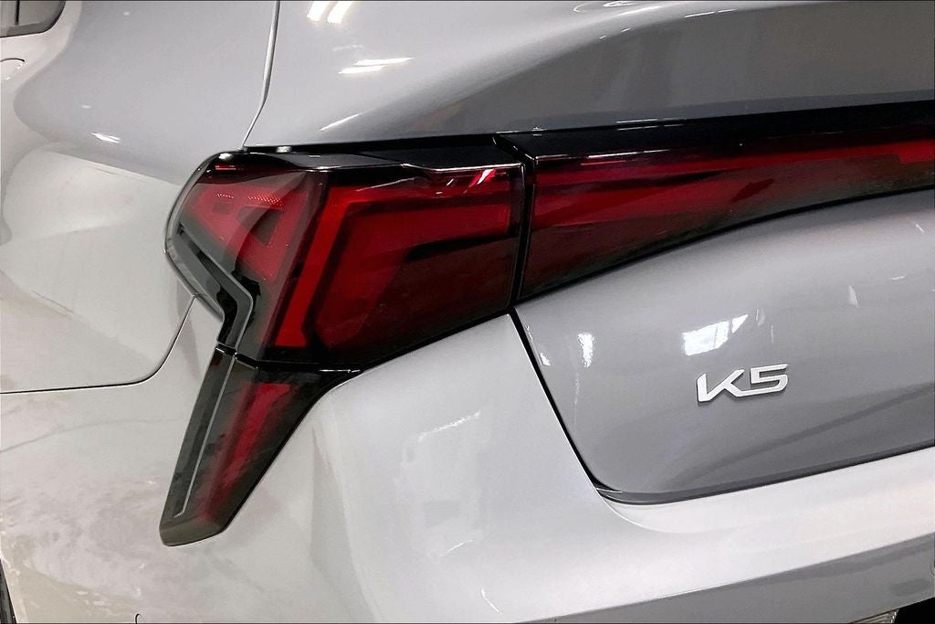 2025 Kia K5 GT
