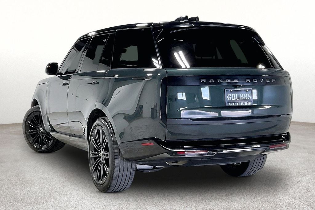 2025 Land Rover Range Rover P400 SE