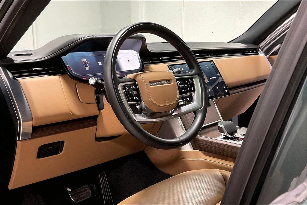 2025 Land Rover Range Rover P400 SE