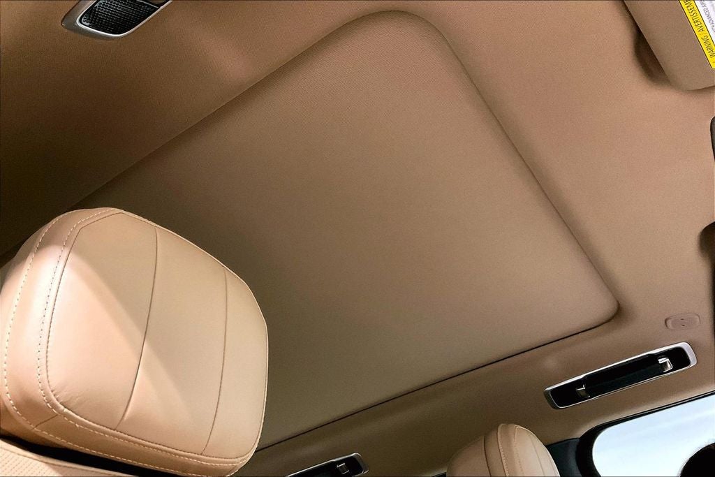 2025 Land Rover Range Rover P400 SE