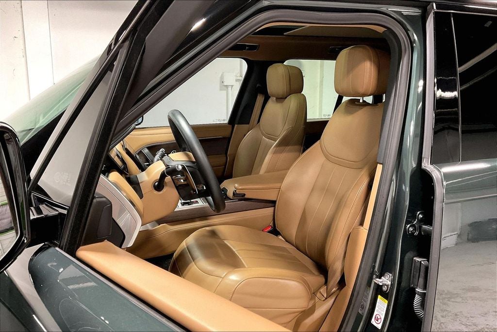 2025 Land Rover Range Rover P400 SE