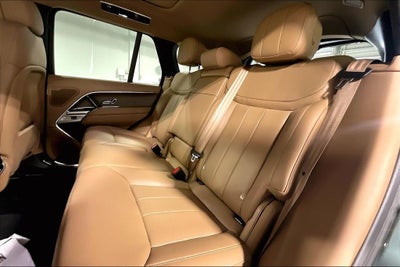 2025 Land Rover Range Rover P400 SE