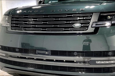 2025 Land Rover Range Rover P400 SE