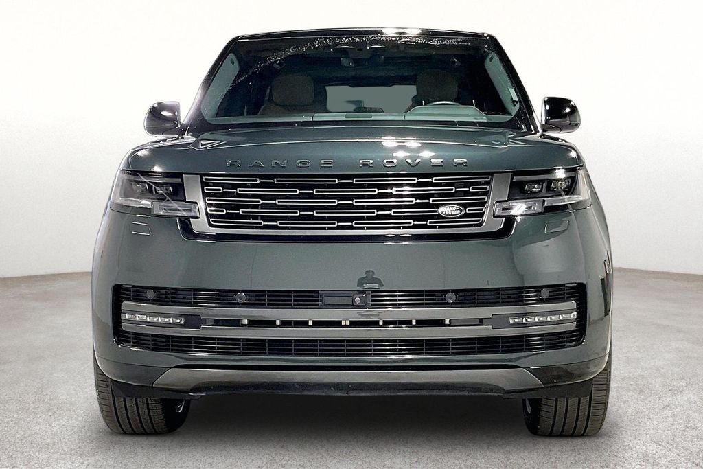 2025 Land Rover Range Rover P400 SE
