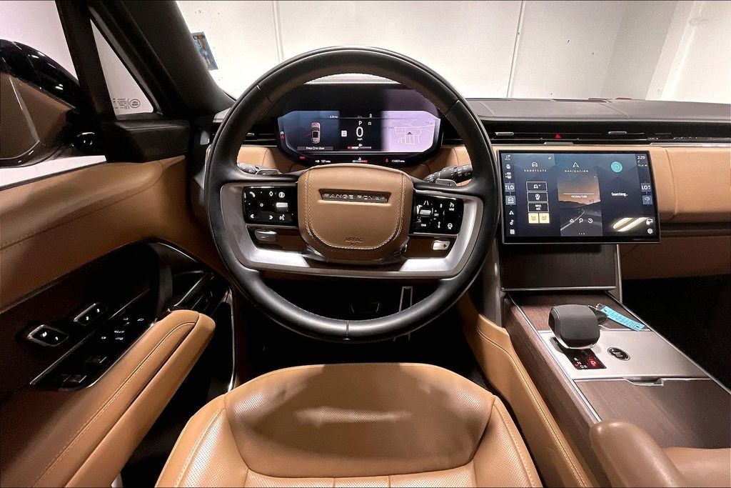 2025 Land Rover Range Rover P400 SE