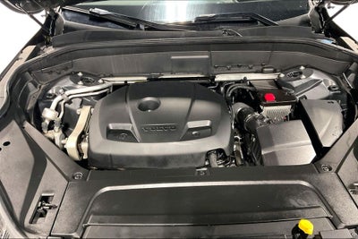 2021 Volvo XC90 T5 Momentum 7 Passenger