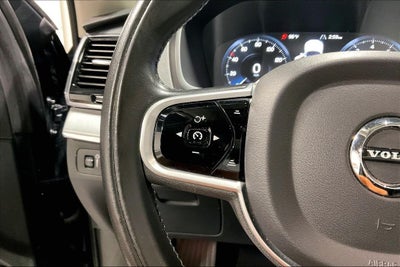 2021 Volvo XC90 T5 Momentum 7 Passenger