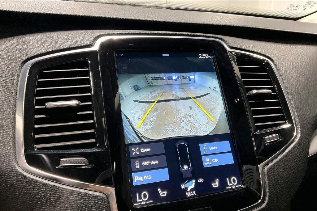 2021 Volvo XC90 T5 Momentum 7 Passenger