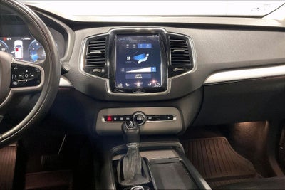 2021 Volvo XC90 T5 Momentum 7 Passenger