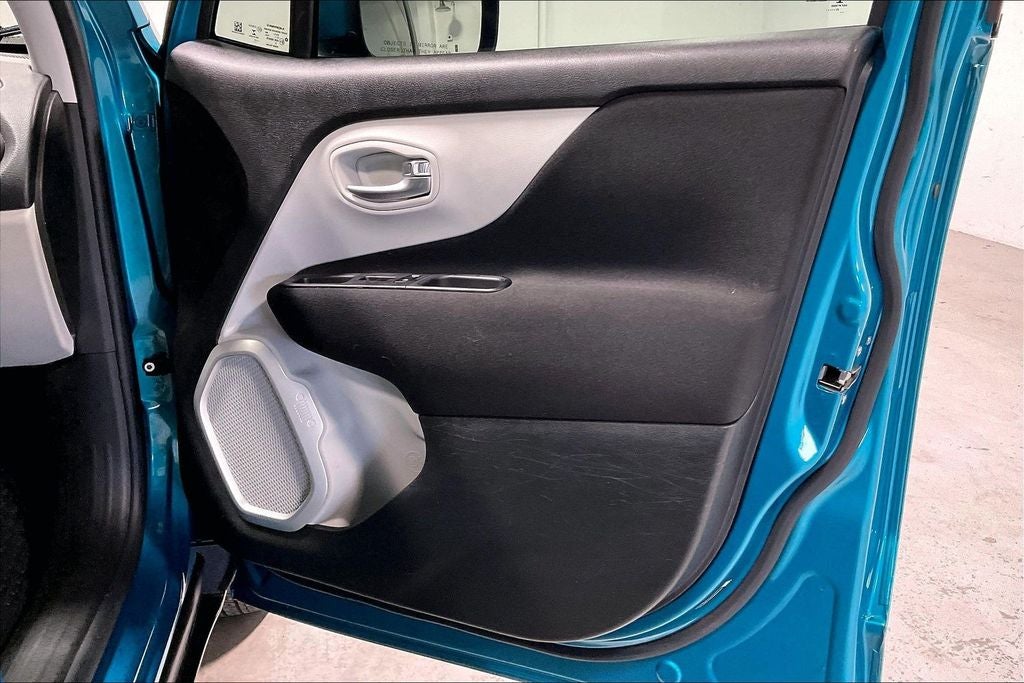 2021 Jeep Renegade Latitude FWD
