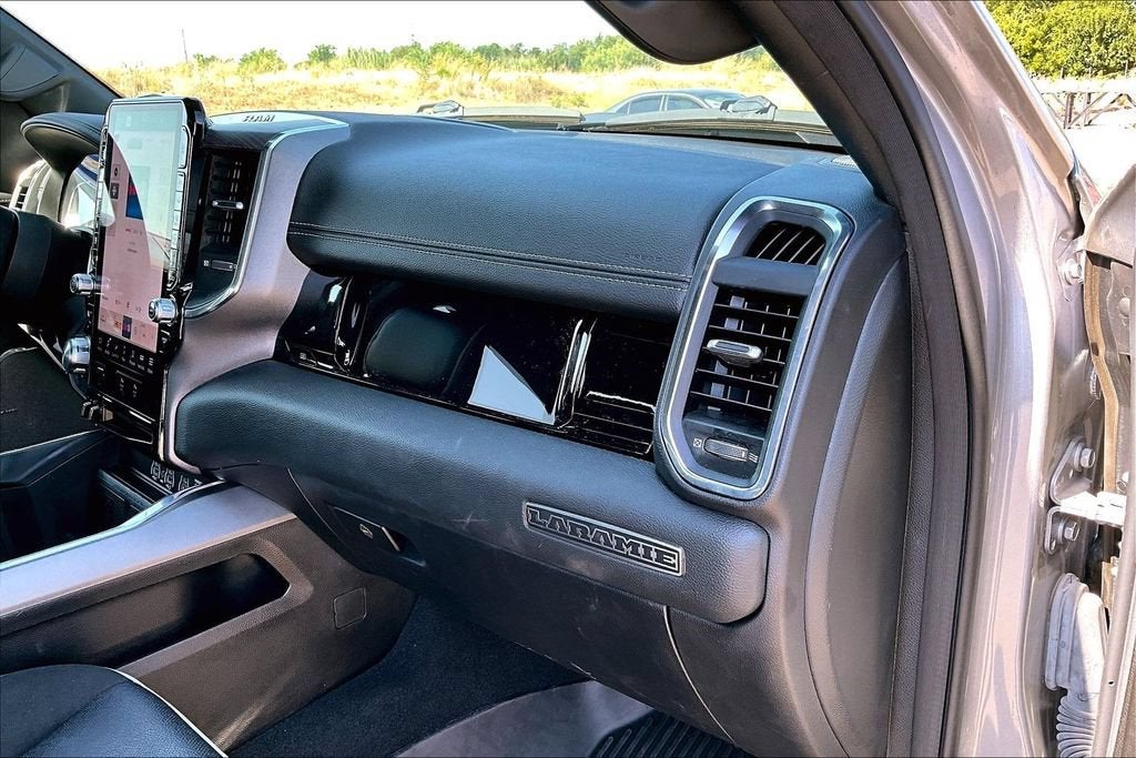 2025 RAM 1500 Laramie Crew Cab 4x4 5'7" Box