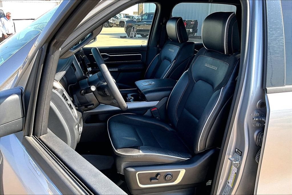 2025 RAM 1500 Laramie Crew Cab 4x4 5'7" Box