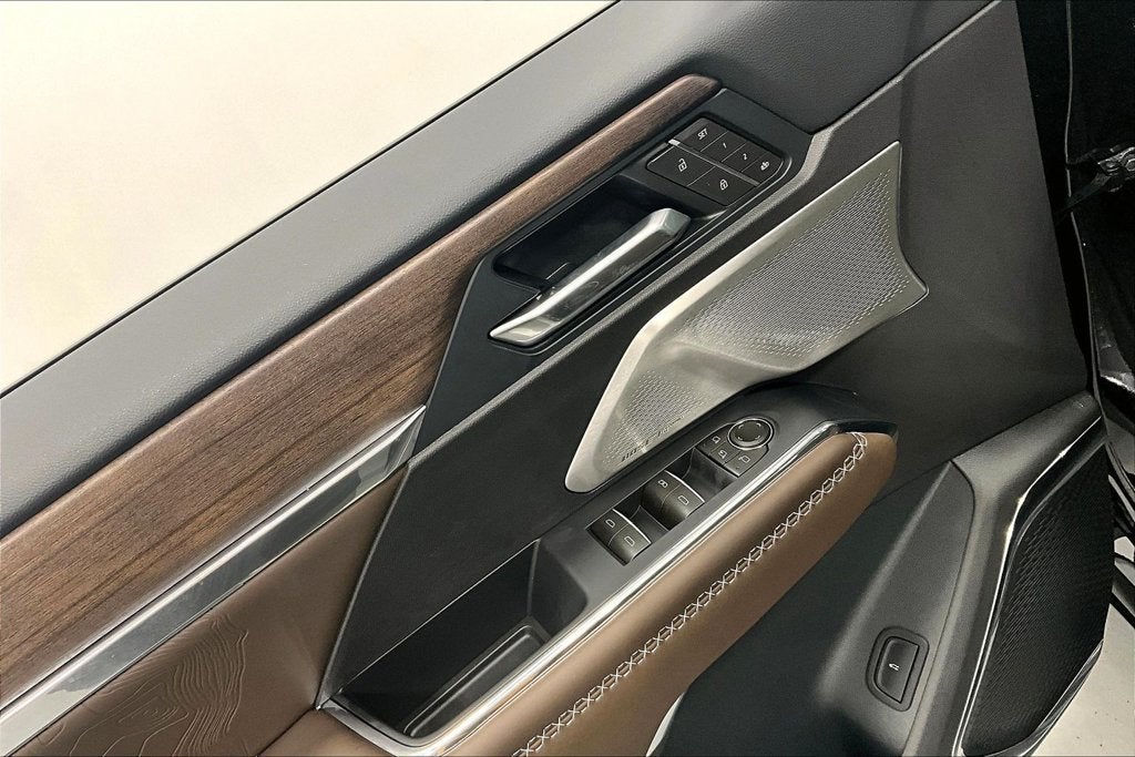 2027 GMC Acadia Denali Ultimate