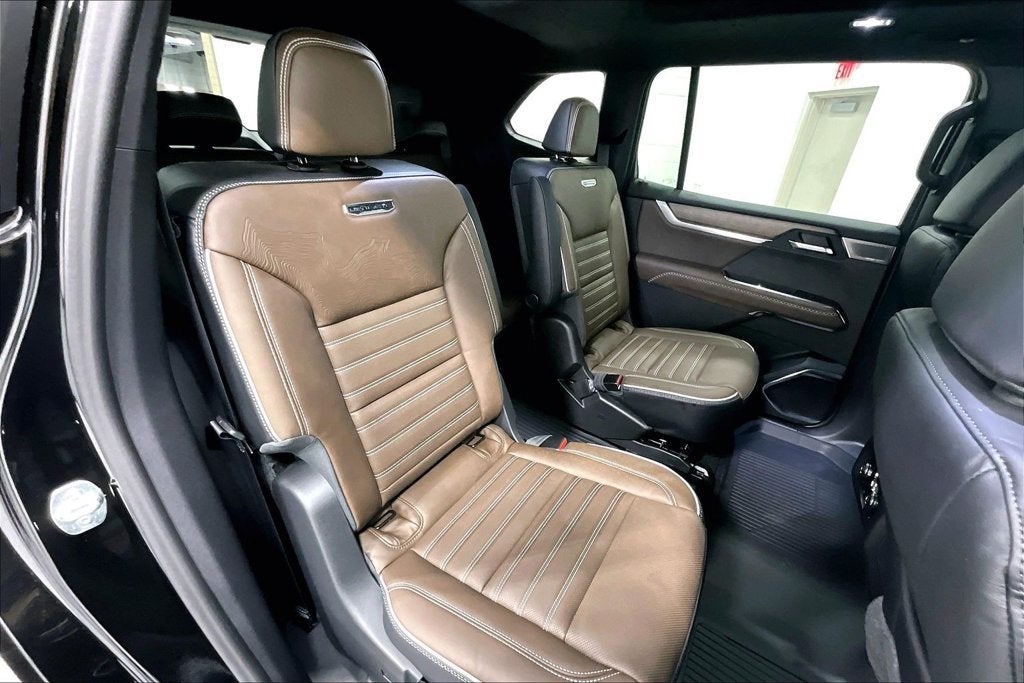 2027 GMC Acadia Denali Ultimate