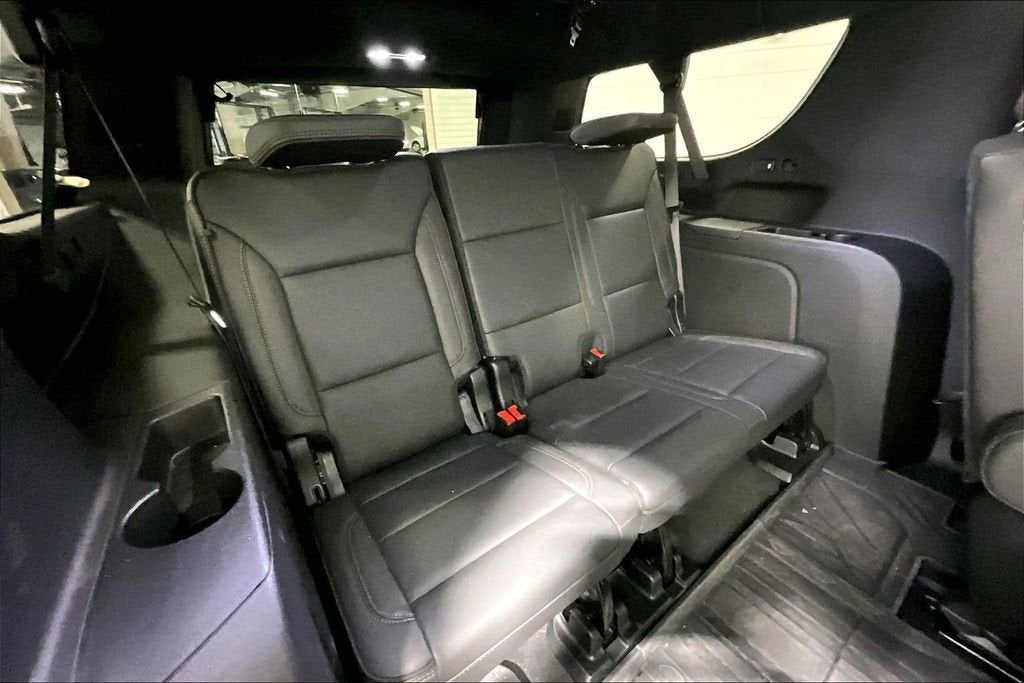 2025 Chevrolet Suburban High Country