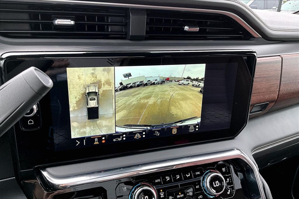 2026 GMC Sierra 2500HD Denali Ultimate - Photo 16