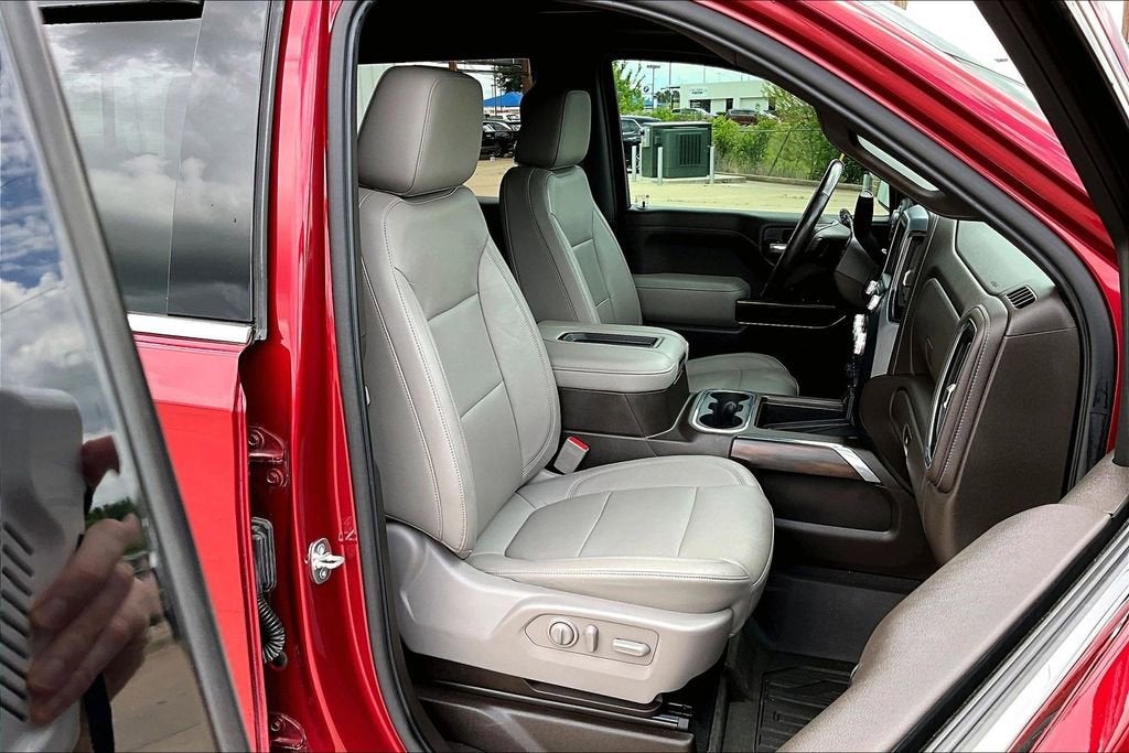 2020 GMC Sierra 1500 SLT