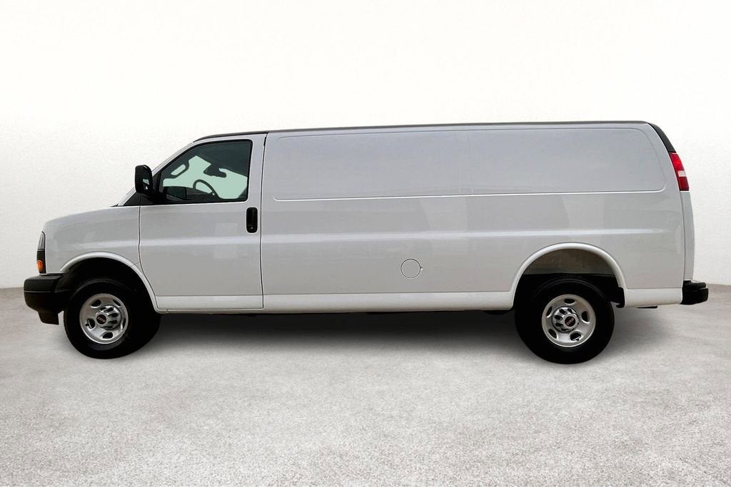 2025 GMC Savana Cargo 3500 Work Van