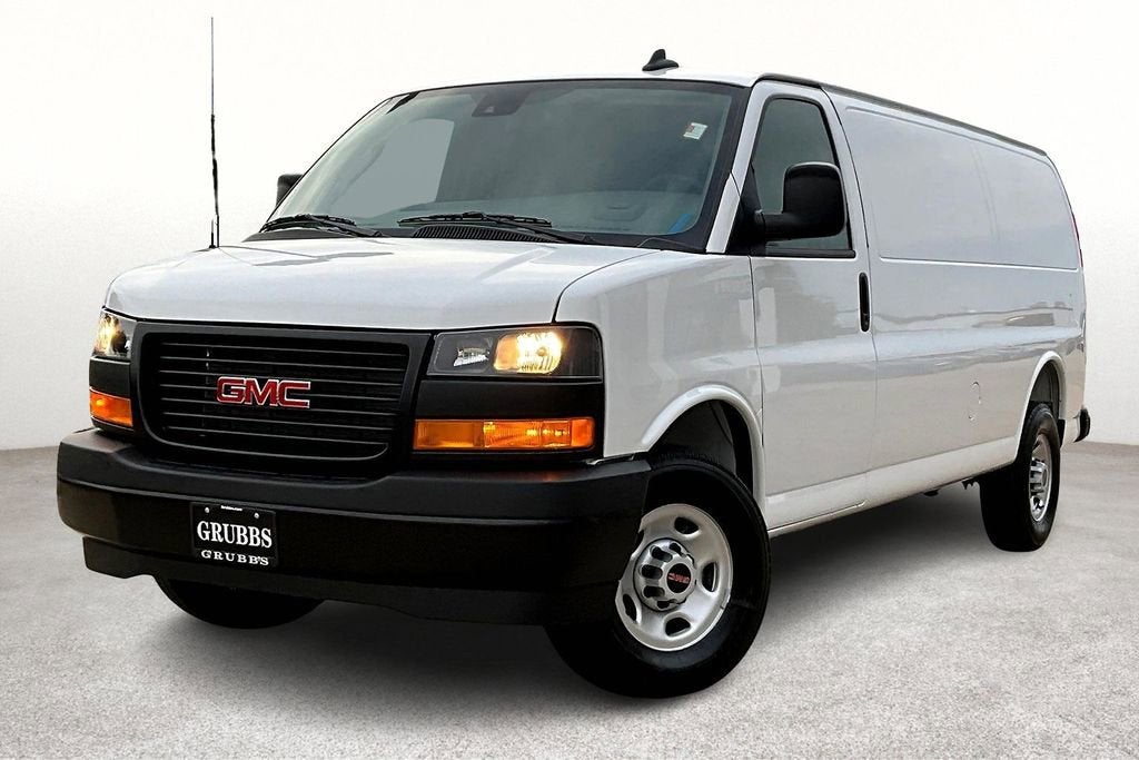 2025 GMC Savana Cargo 3500 Work Van