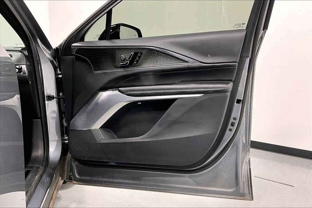 2023 Cadillac LYRIQ Luxury