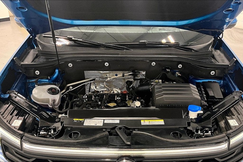 2024 Volkswagen Atlas Cross Sport 2.0T SEL Premium R-Line