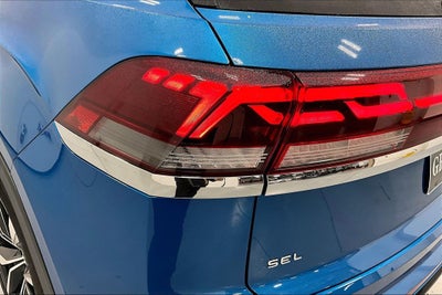 2024 Volkswagen Atlas Cross Sport 2.0T SEL Premium R-Line