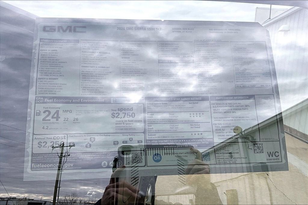 2026 GMC Sierra 1500 SLT