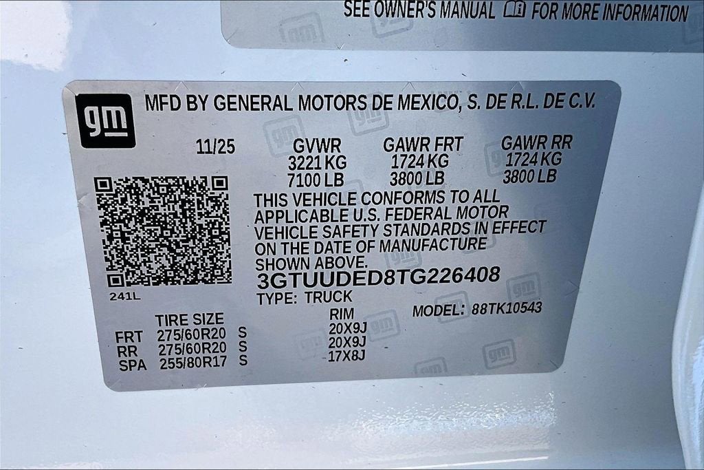 2026 GMC Sierra 1500 SLT