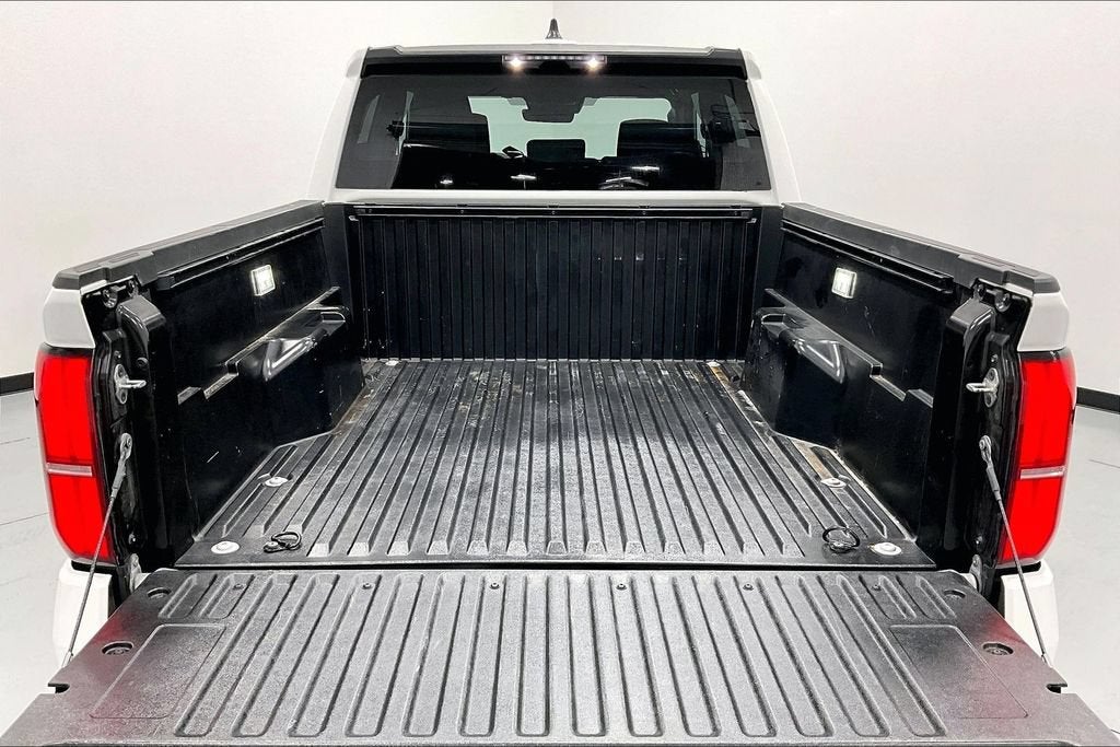 2025 Toyota Tacoma 4WD SR
