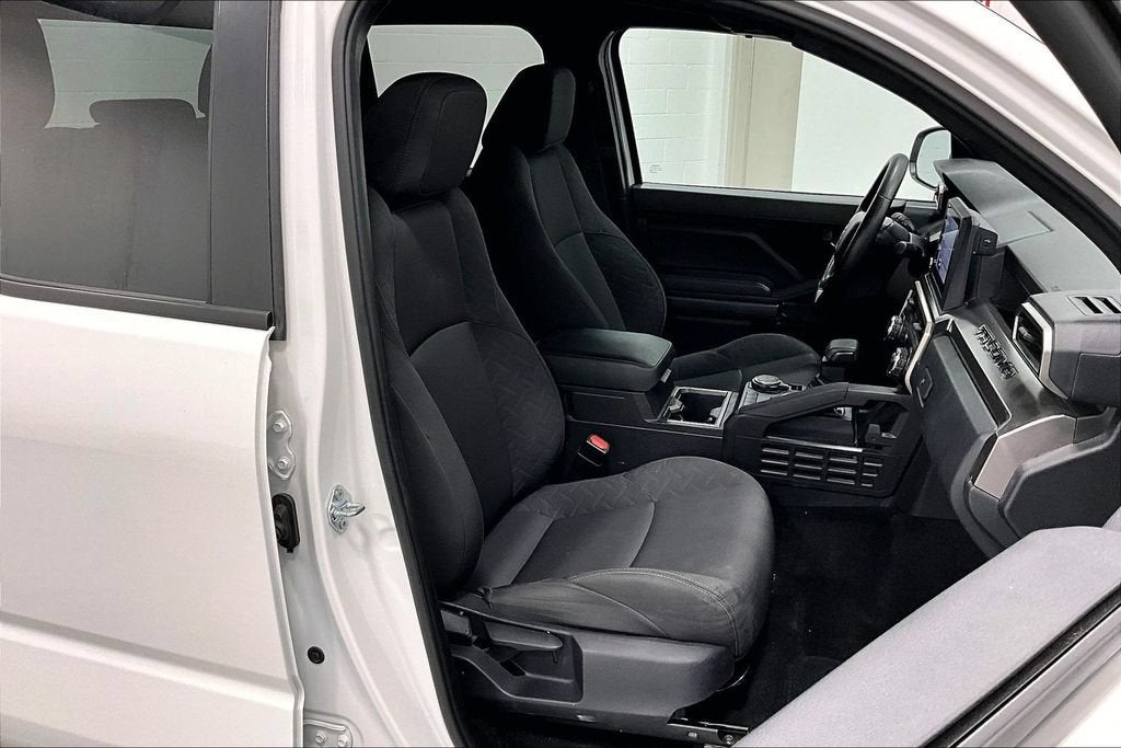 2025 Toyota Tacoma 4WD SR