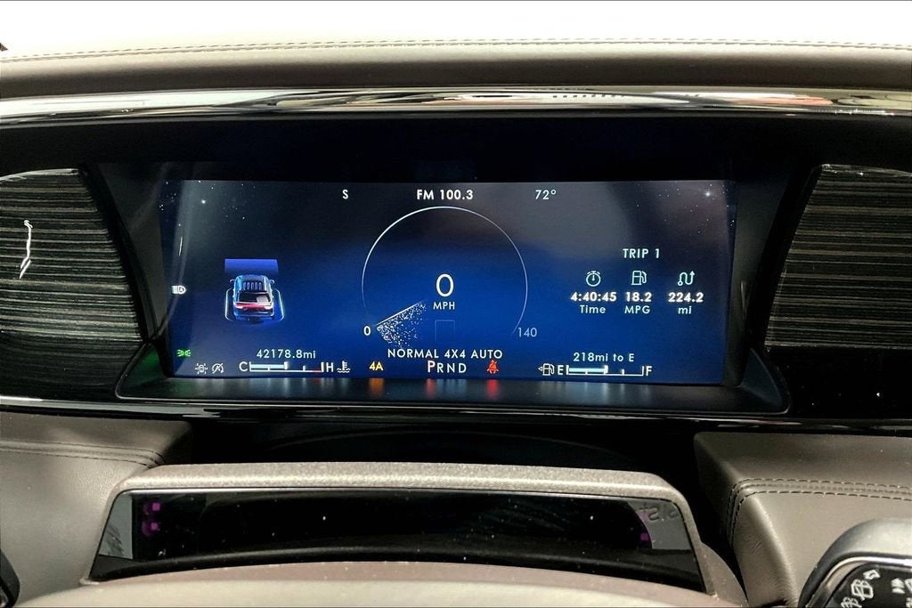 2023 Lincoln Navigator Black Label