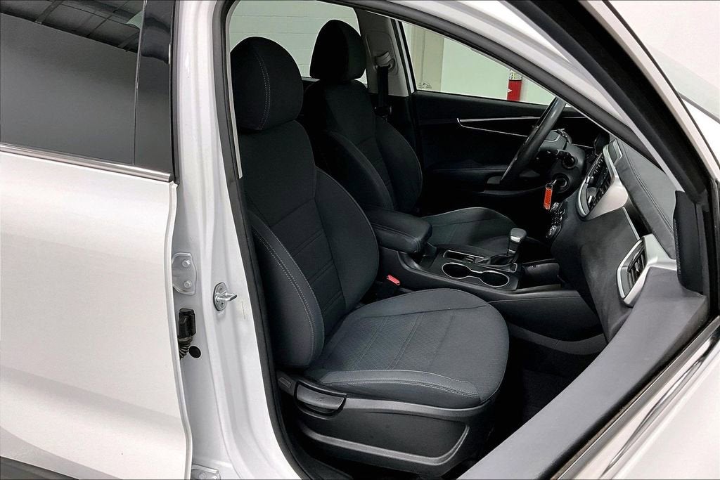 2019 Kia Sorento 2.4L LX