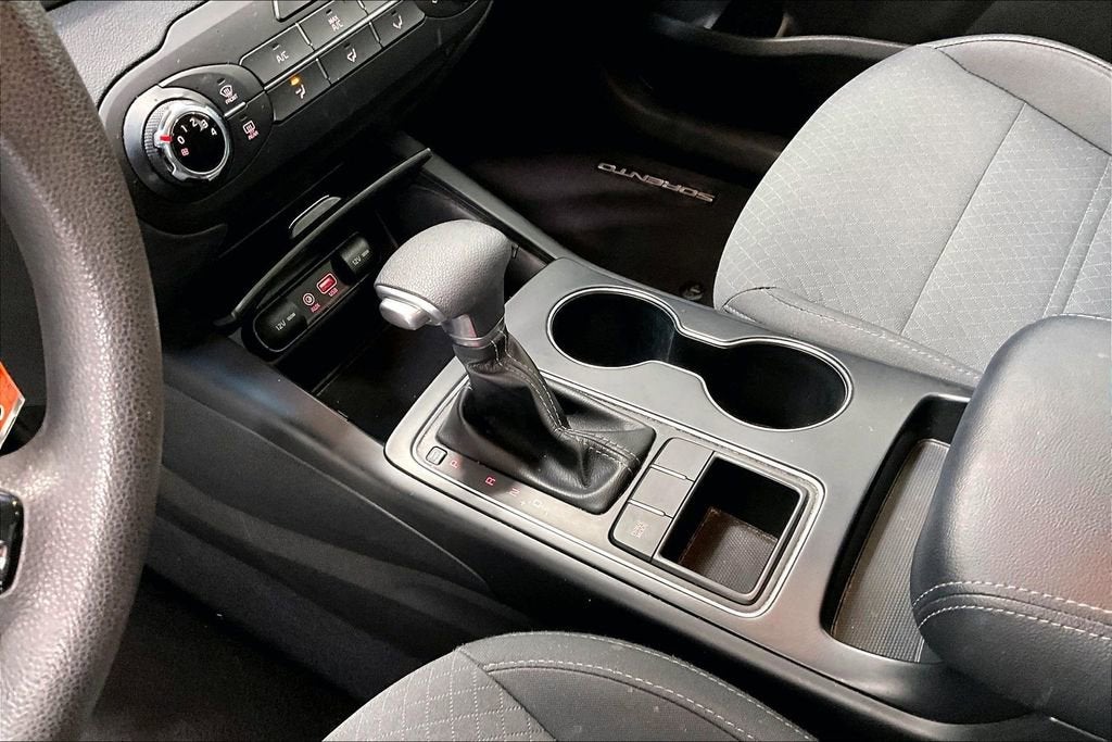 2019 Kia Sorento 2.4L LX